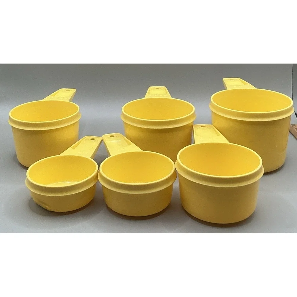 Vintage Tupperware Yellow Measuring Cups Set of 6 Nesting Stacking Retro 761-766